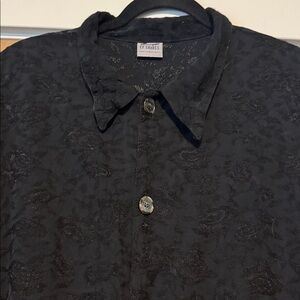 CP SHADES black floral embroidered button down blouse Top Womens M long sleeve